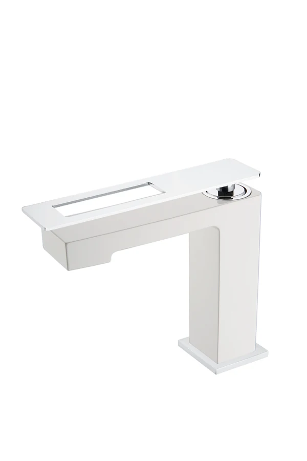 Смеситель для раковины Boheme Q 141-WCR 180×55×162 мм, цвет белый глянцевый
